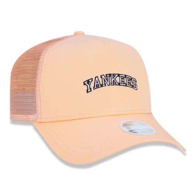 Boné Feminino 9FORTY A-Frame Aba Curva Ajustável MLB New York Yankees League