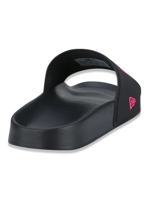 Chinelo Slide NYC