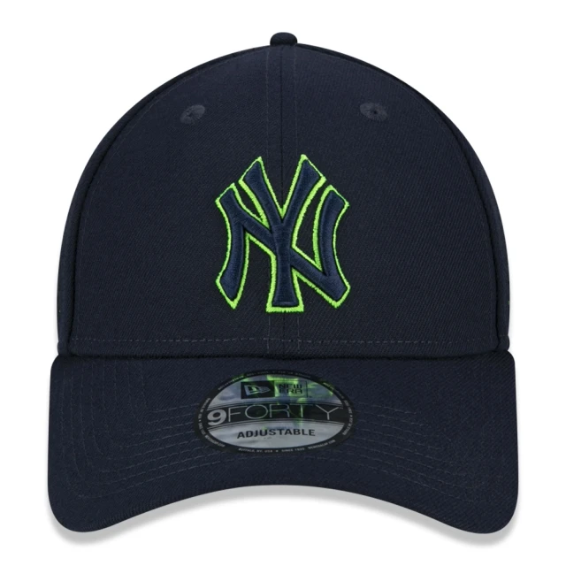 Boné 9FORTY MLB New York Yankees Urban Tech Overlap