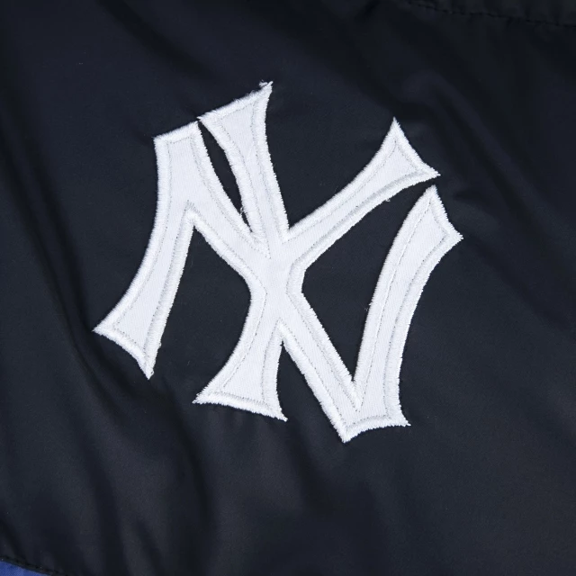 Jaqueta Puffer New York Yankees Logo History