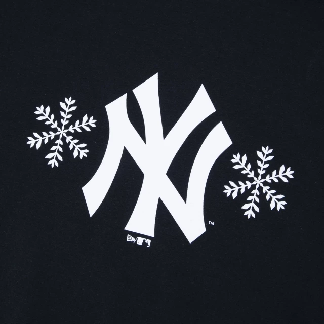Camiseta Regular New York Yankees Action Winter Sports