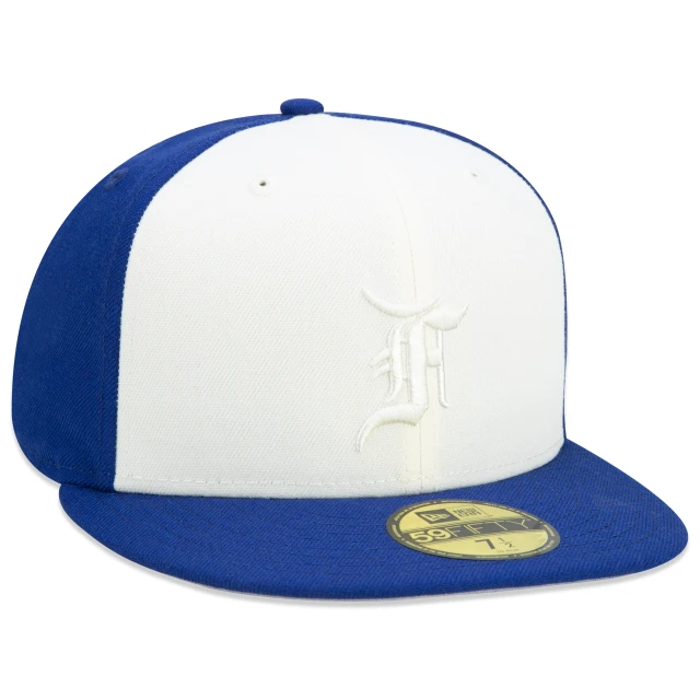 Boné 59FIFTY Fitted Essentials Fear Of God Aba Reta Azul Branco