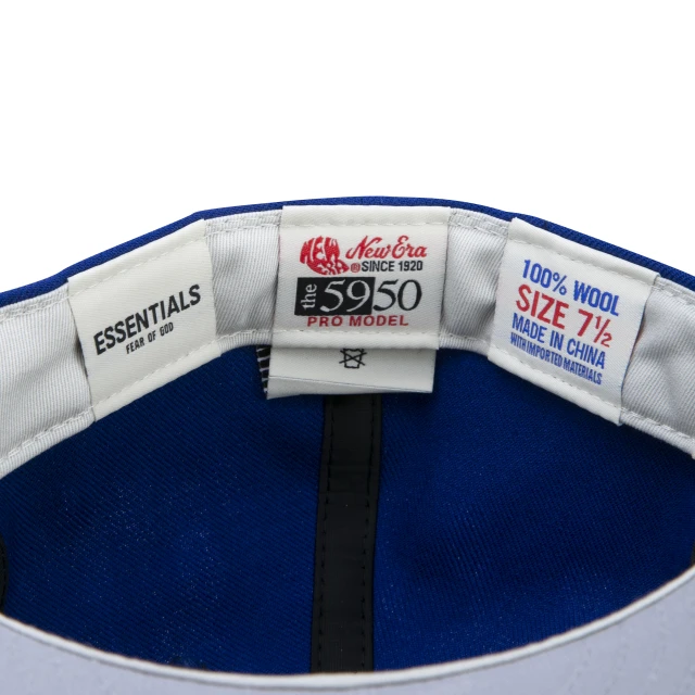 Boné 59FIFTY Fitted Essentials Fear Of God Aba Reta Azul Branco