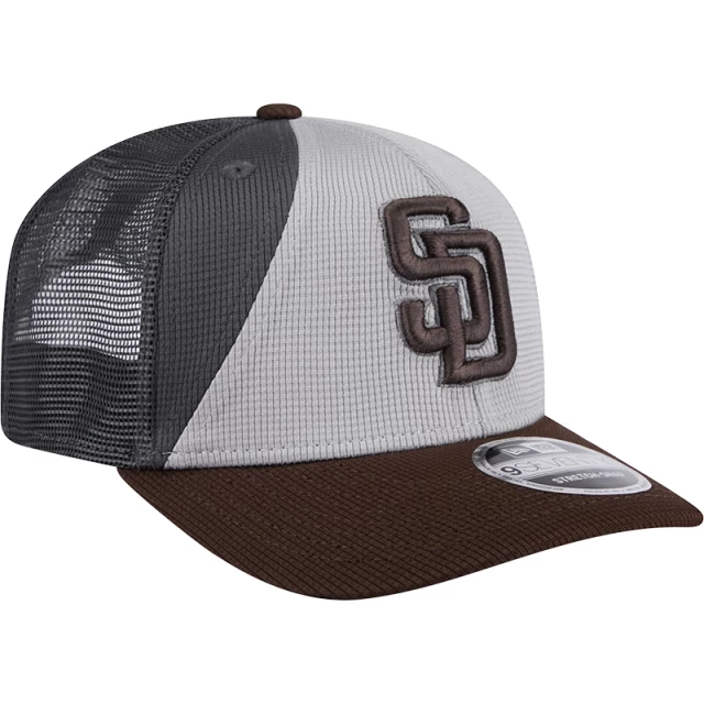 Boné 9SEVENTY Stretch Snap Trucker Batting Practice 2025 MLB San Diego Padres