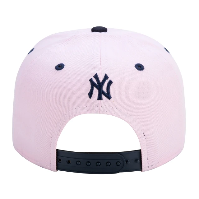 Boné 9FORTY A-Frame Snapback Aba Curva New York Yankees Street Life Rubber Bomb