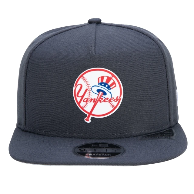 Boné 9FIFTY Original Fit A-Frame Snapback Aba Reta New York Yankees Core Silicone Team
