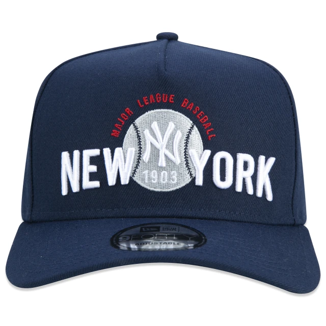 Boné 9FORTY A-Frame Snapback MLB New York Yankees Core Aba Curva Azul Marinho