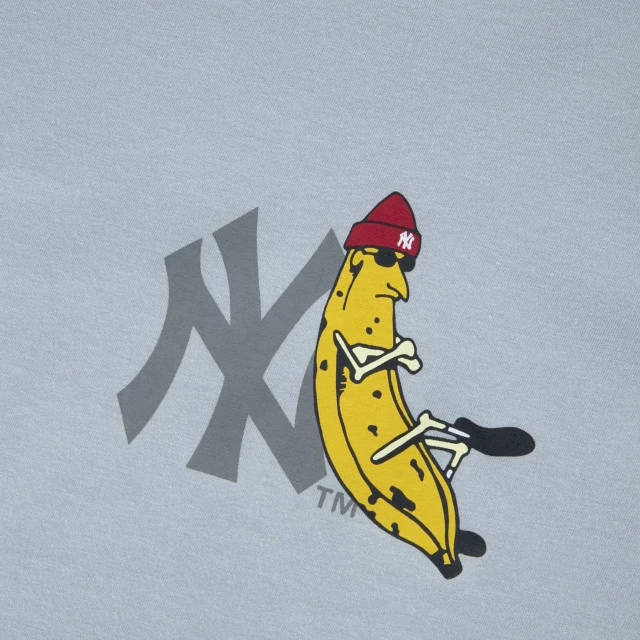 Camiseta Regular MLB New York Yankees Street Food Fruit and Juice Banana