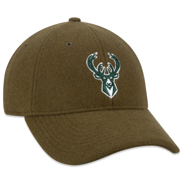 Boné 9TWENTY NBA Milwaukee Bucks Modern Classic Aba Curva