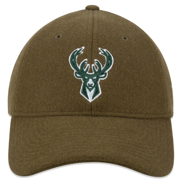 Boné 9TWENTY NBA Milwaukee Bucks Modern Classic Aba Curva