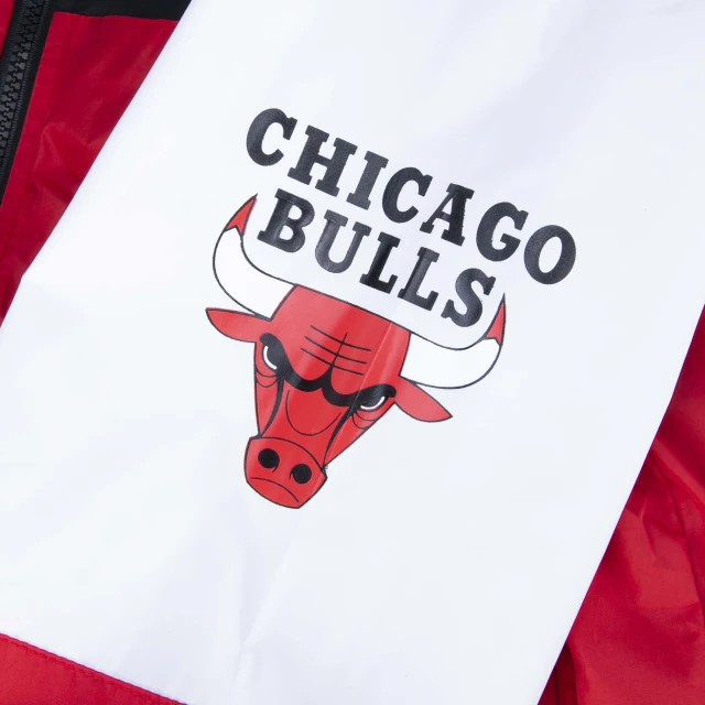 Jaqueta Corta Vento Windbreaker NBA Chicago Bulls Core