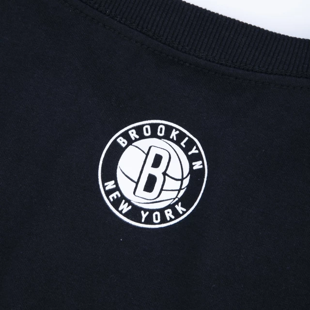 Camiseta Regular Brooklyn Nets Core NBA