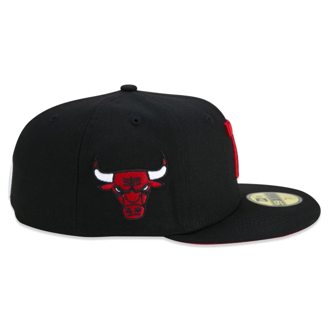 Boné 59FIFTY Chicago Bulls NBA Compound Aba Reta Preto