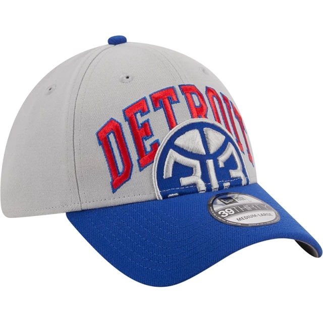 Boné 39THIRTY Stretch Fit Detroit Pistons NBA Tip-Off 2023