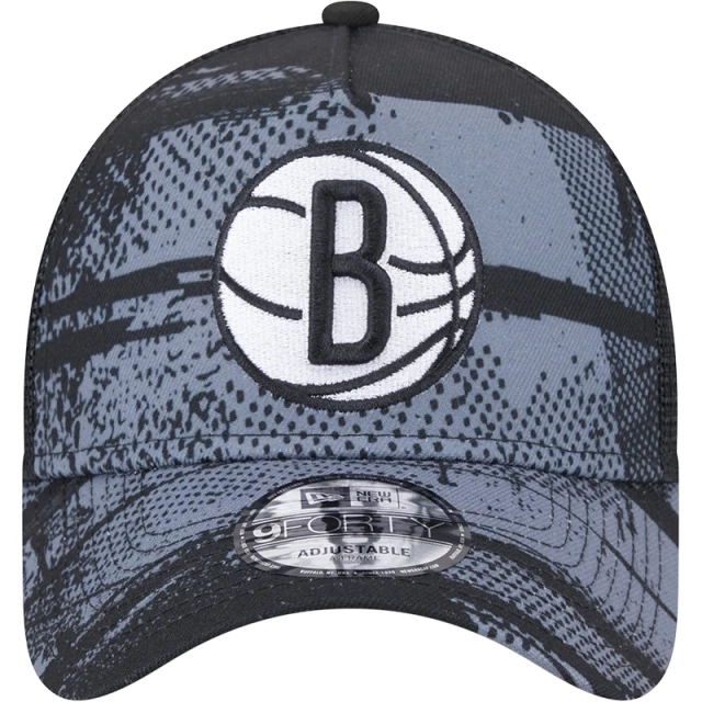 Boné 9FORTY A-Frame Trucker Brooklyn Nets NBA Tip-Off 2024