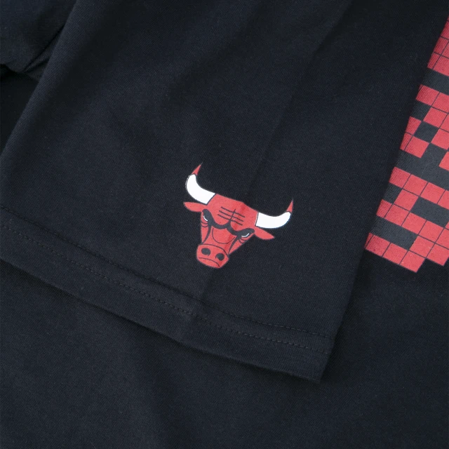 Camiseta Regular NBA Chicago Bulls Tecnologic Manga Curta Preta