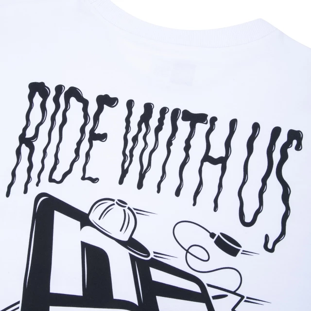 Camiseta Collab Layback 10 Anos Ride With Us