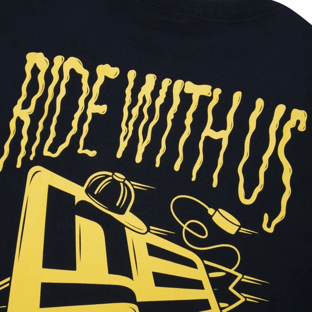 Camiseta Collab Layback 10 Anos Ride With Us