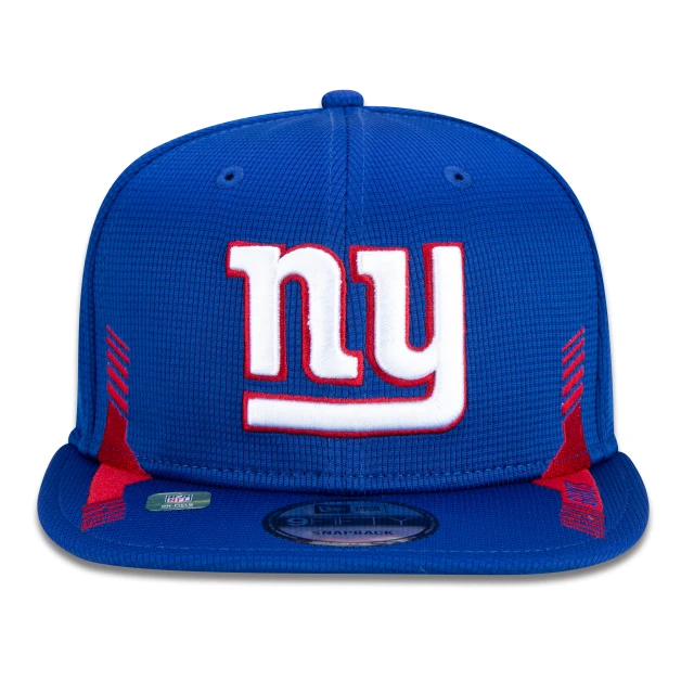 Boné 9FIFTY New York Giants Sideline Cold Weather Aba Reta Azul