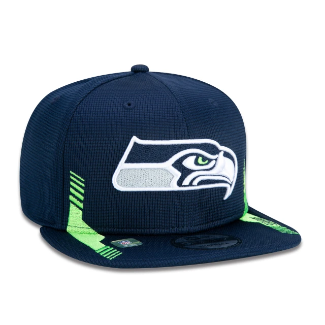 Boné 9FIFTY Seattle Seahawks Sideline Cold Weather Aba Reta Azul