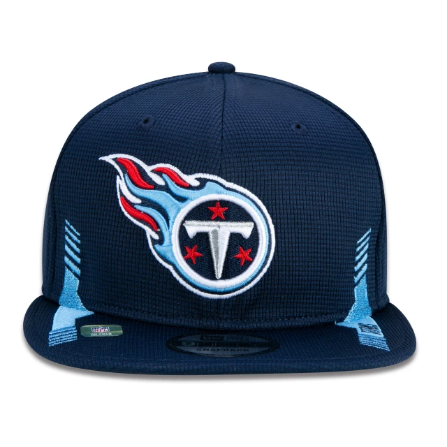 Boné 9FIFTY Tennessee Titans Sideline Cold Weather Aba Reta Azul