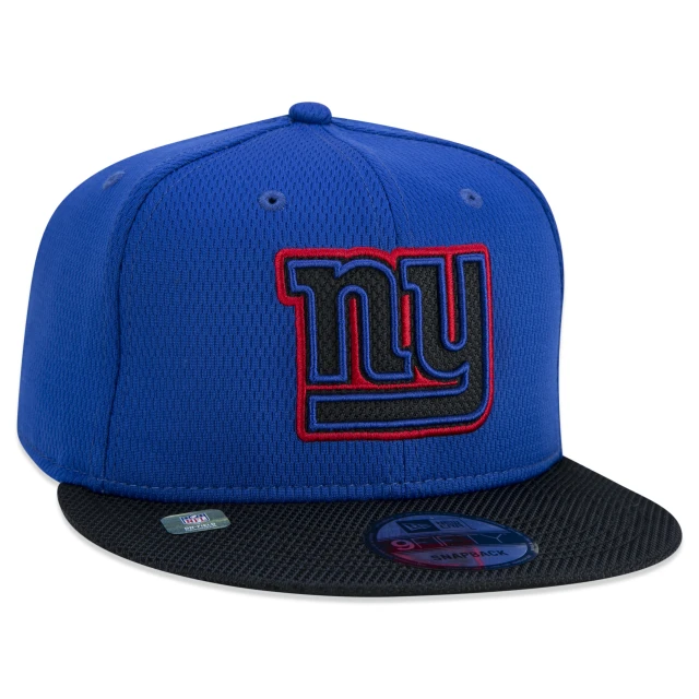 Boné 9FIFTY New York Giants Sideline Cold Weather Aba Reta Azul