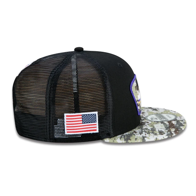 Boné 9FIFTY Trucker Minnesota Vikings Salute To Service NFL Snapback Aba Reta Preto