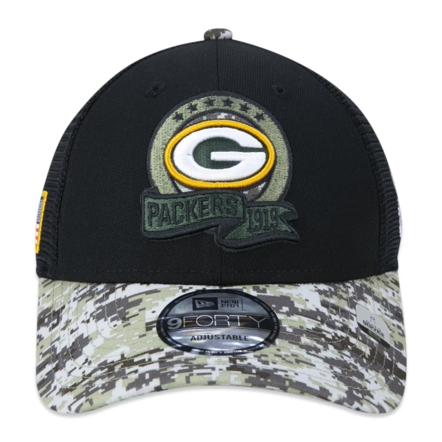 Boné 9FORTY Green Bay Packers Salute To Service 2022 Trucker Aba Curva