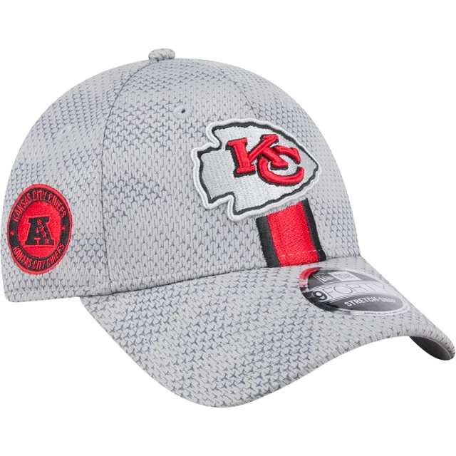 Boné 9FORTY Stretch Snap Kansas City Chiefs NFL Sideline 2024-25