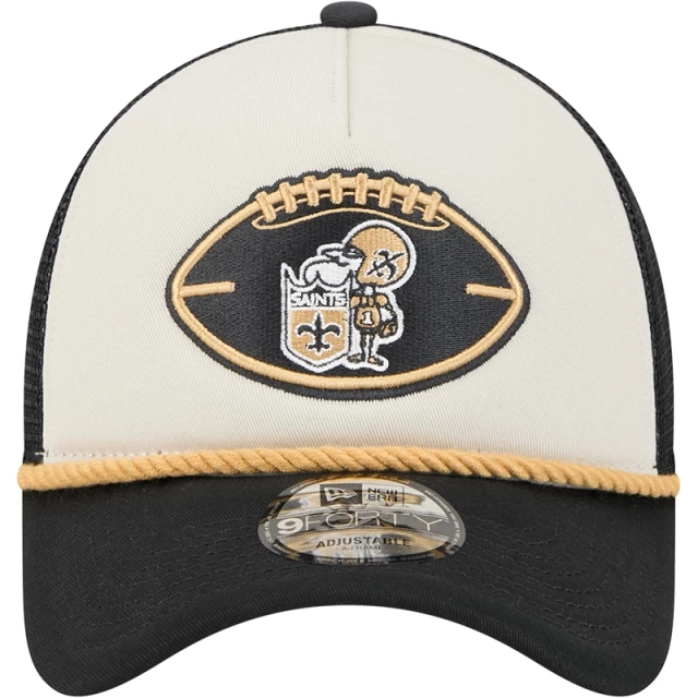 Boné 9FORTY A-Frame Trucker New Orleans Saints NFL Historic Sideline 2024-25