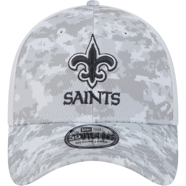 Boné 39THIRTY Stretch Fit New Orleans Saints NFL Salute To Service 2024-25