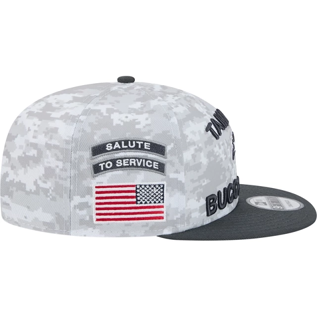 Boné 9FIFTY Tampa Bay Buccaneers NFL Salute To Service 2024-25