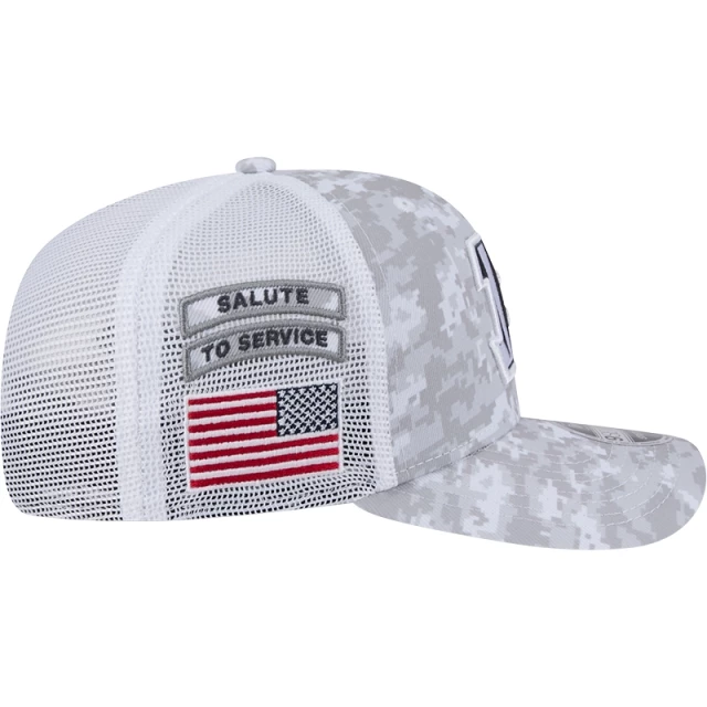 Boné 9SEVENTY Trucker Stretch Snap Cincinnati Bengals NFL Salute To Service 2024-25