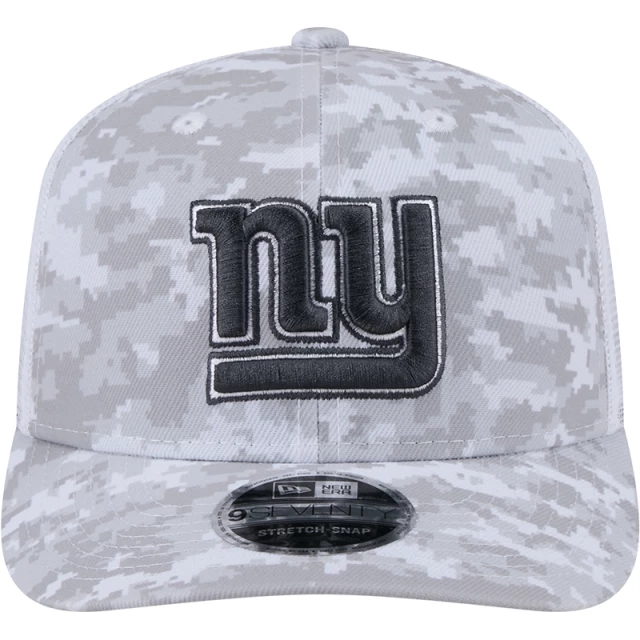 Boné 9SEVENTY Trucker Stretch Snap New York Giants NFL Salute To Service 2024-25