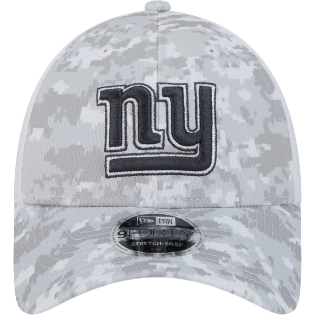 Boné 9FORTY Stretch Snap New York Giants NFL Salute To Service 2024-25