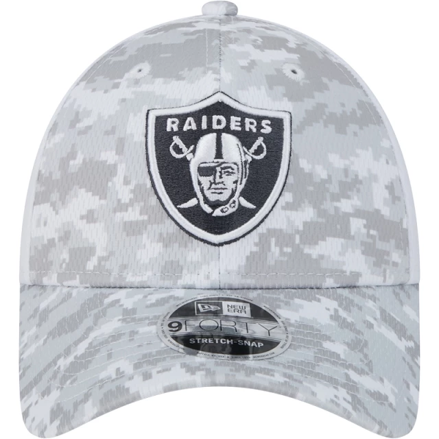 Boné 9FORTY Stretch Snap Las Vegas Raiders NFL Salute To Service 2024-25