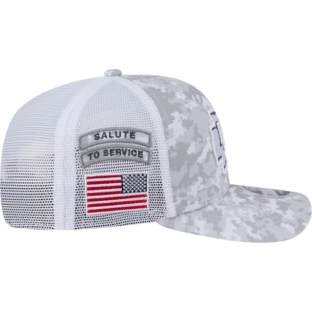 Boné 9SEVENTY Trucker Stretch Snap Kansas City Chiefs NFL Salute To Service 2024-25