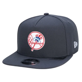 Boné 9FIFTY Original Fit A-Frame Snapback Aba Reta New York Yankees Core Silicone Team