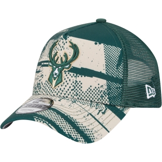 Boné 9FORTY A-Frame Trucker Milwaukee Bucks NBA Tip-Off 2024