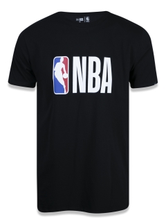 Camiseta Plus Size Regular Manga Curta NBA Essentials Logo