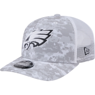 Boné 9SEVENTY Trucker Stretch Snap Philadelphia Eagles NFL Salute To Service 2024-25