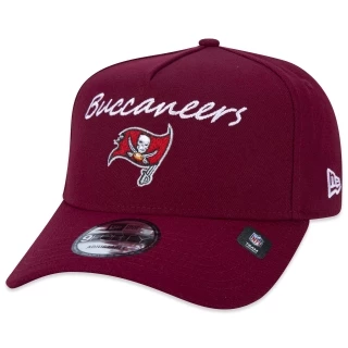 Boné 9FORTY A-Frame Snapback NFL Tampa Bay Buccaneers Classic Aba Curva Vermelho Escuro