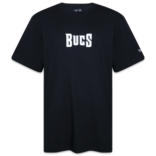 Camiseta Plus Size Regular NFL Tampa Bay Buccaneers Capacete Manga Curta Preta