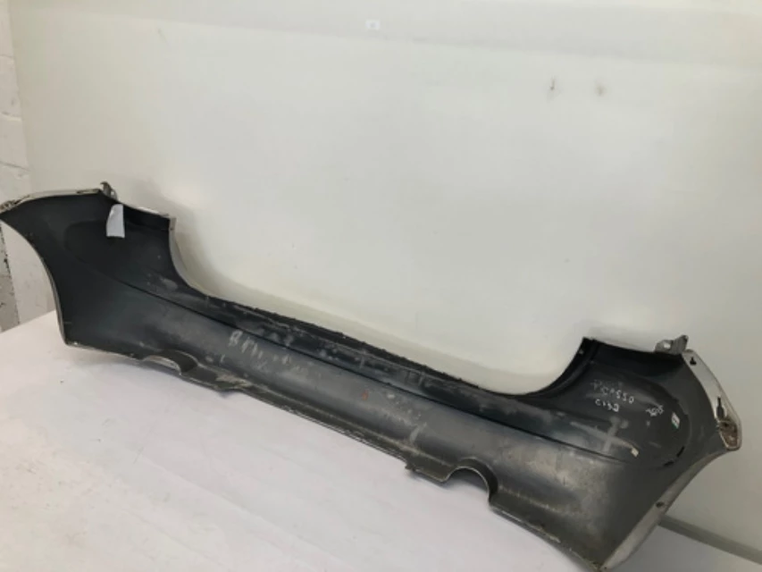 Para Choque Traseiro Citroen Xsara Picasso Prata Detalhe