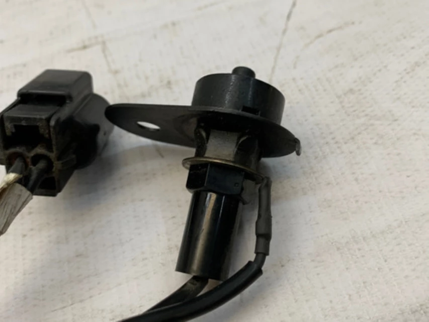 Interruptor Sensor Luz Capo Kia Sorento 2010 2015