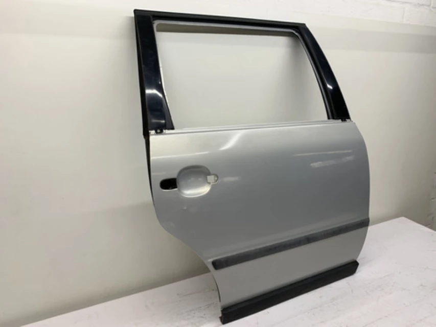 Porta Traseira Direita Vw Passat Variant B5 1997 2000