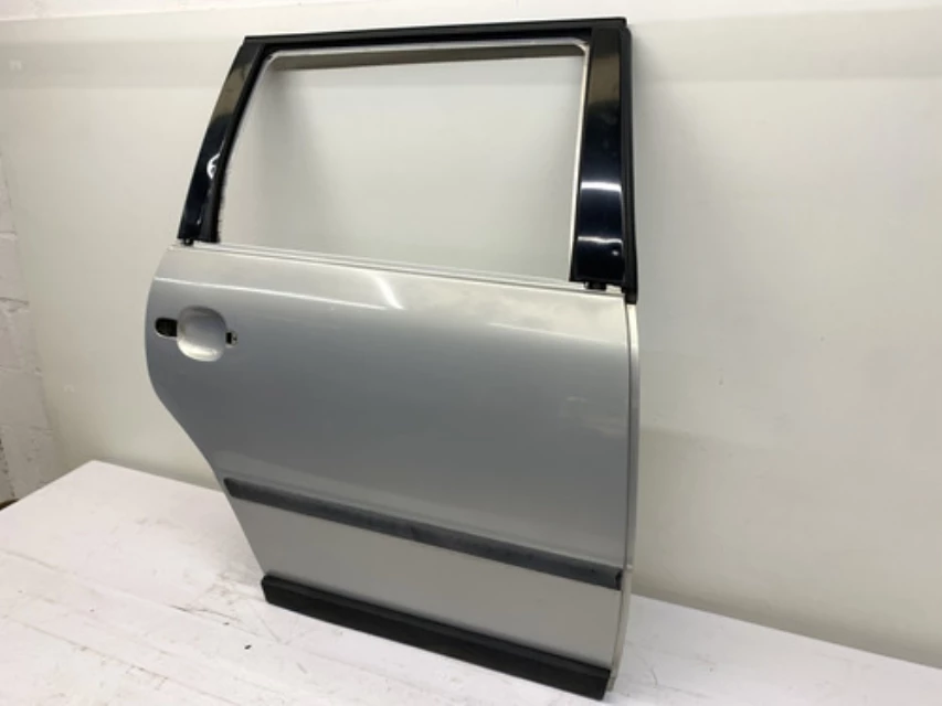 Porta Traseira Direita Vw Passat Variant B5 1997 2000