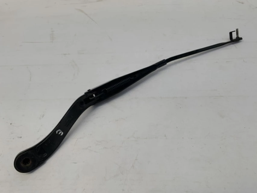 Braço Limpador Esquerdo Para Brisa Mercedes C200 2009 2011