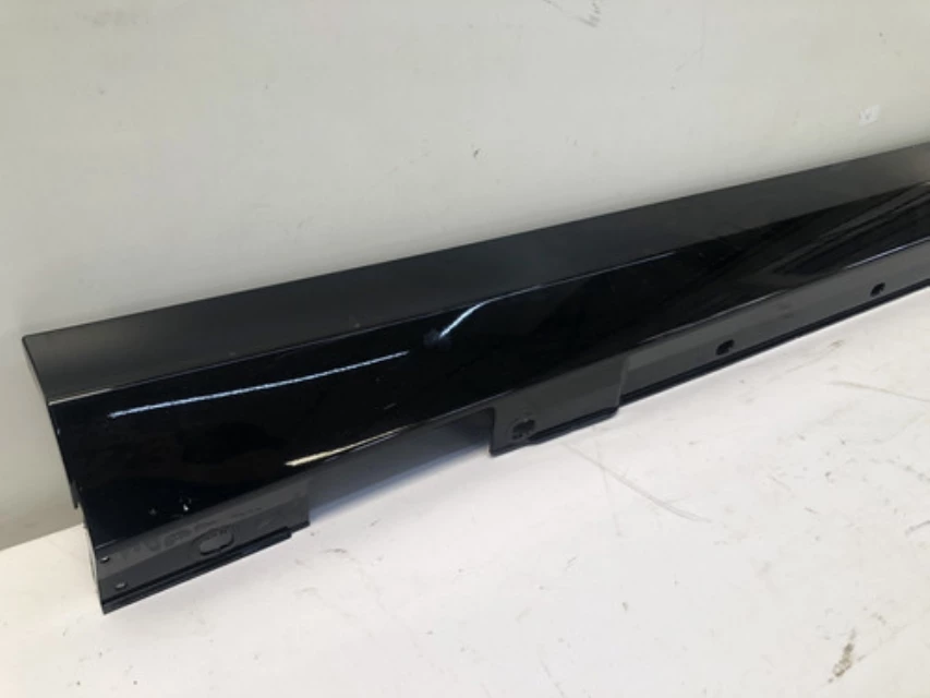 Spoiler Lateral Direito Mercedes C200 2008 2011