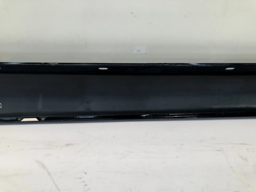 Spoiler Lateral Direito Mercedes C200 2008 2011